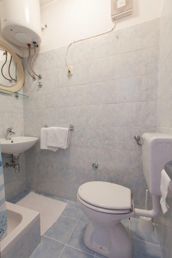 Apartmani Ivica Krzanic Подгора Екстер'єр фото